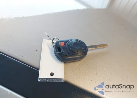 2018 Ford Focus Se z USA, uszkodzony, nr VIN 1FADP3K2XJL307646